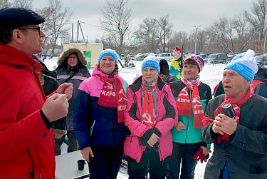 Снег создал идеальную трассу на берегу Урала